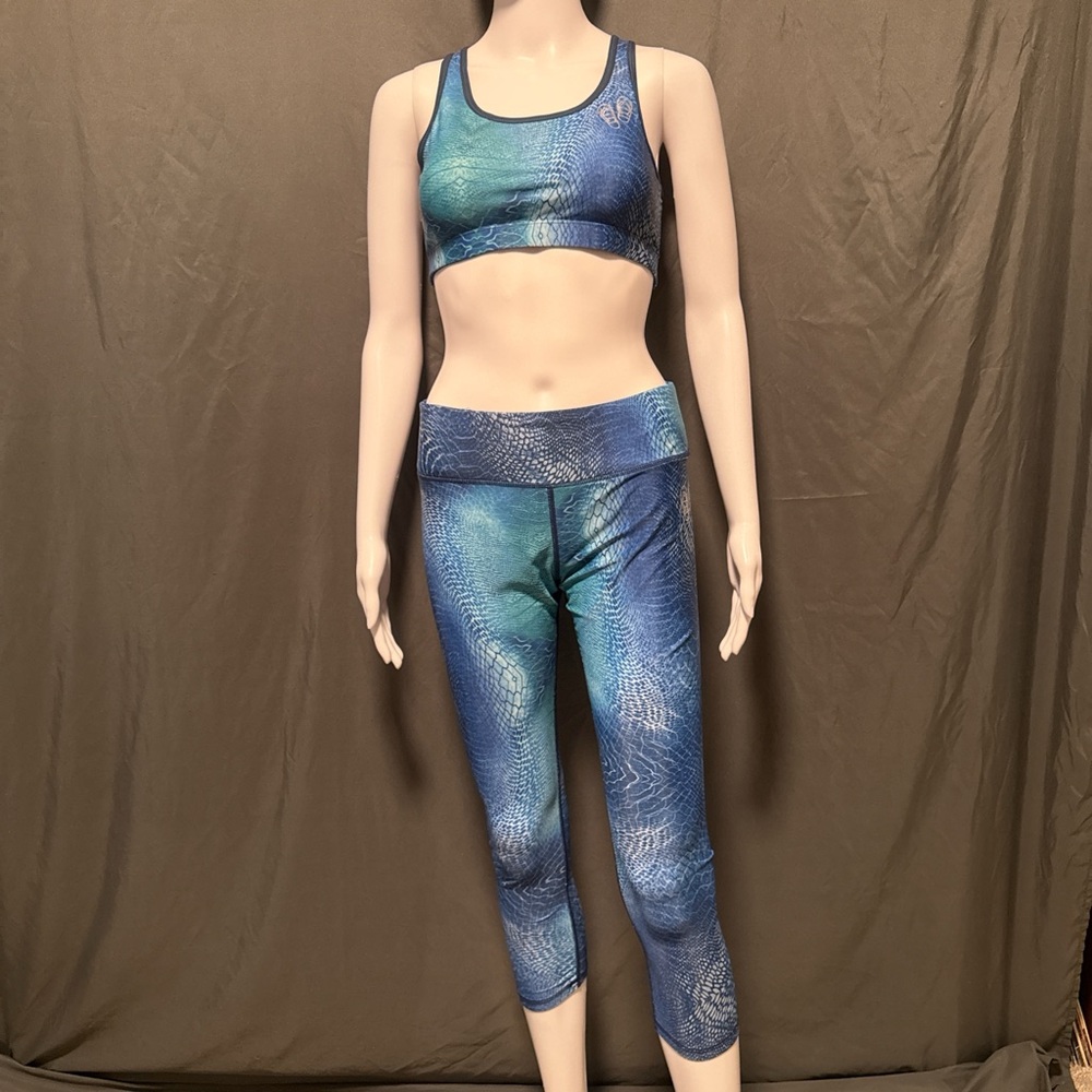 Women's Blue Activewear Set